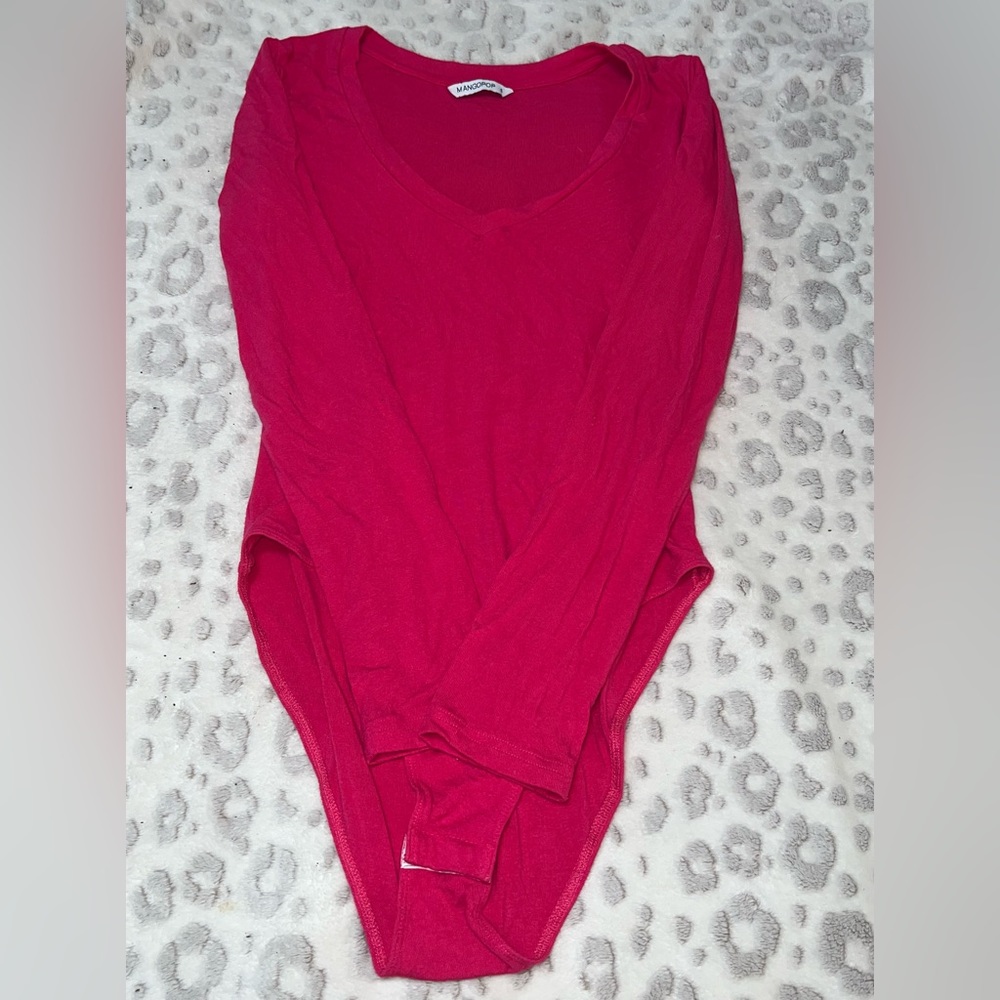 Hot pink bodysuit🩷